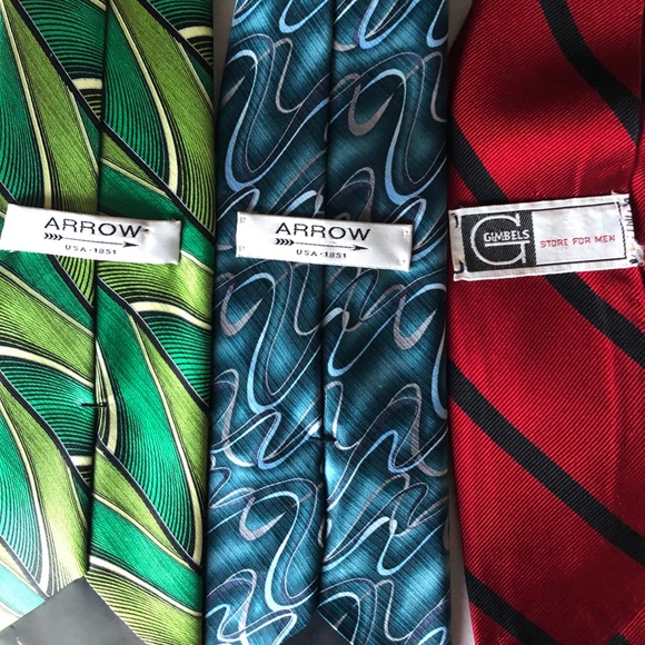 Vibrantly colored classic neck ties - Picture 2 of 2